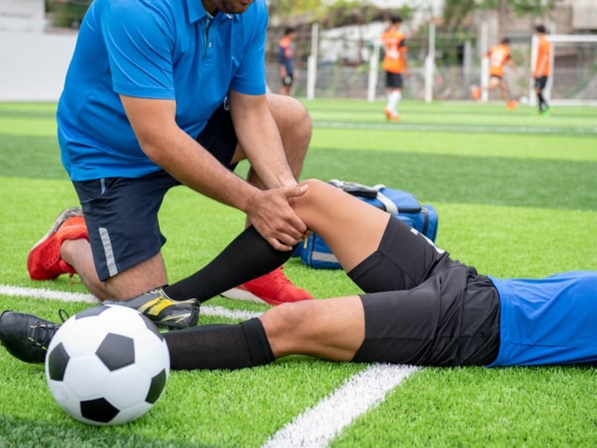 إصابات ملاعب كرة القدم 